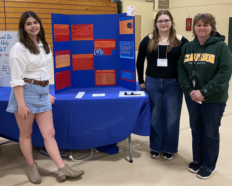 Jordyn Dobbs and Grace Jeneault with their award winning display